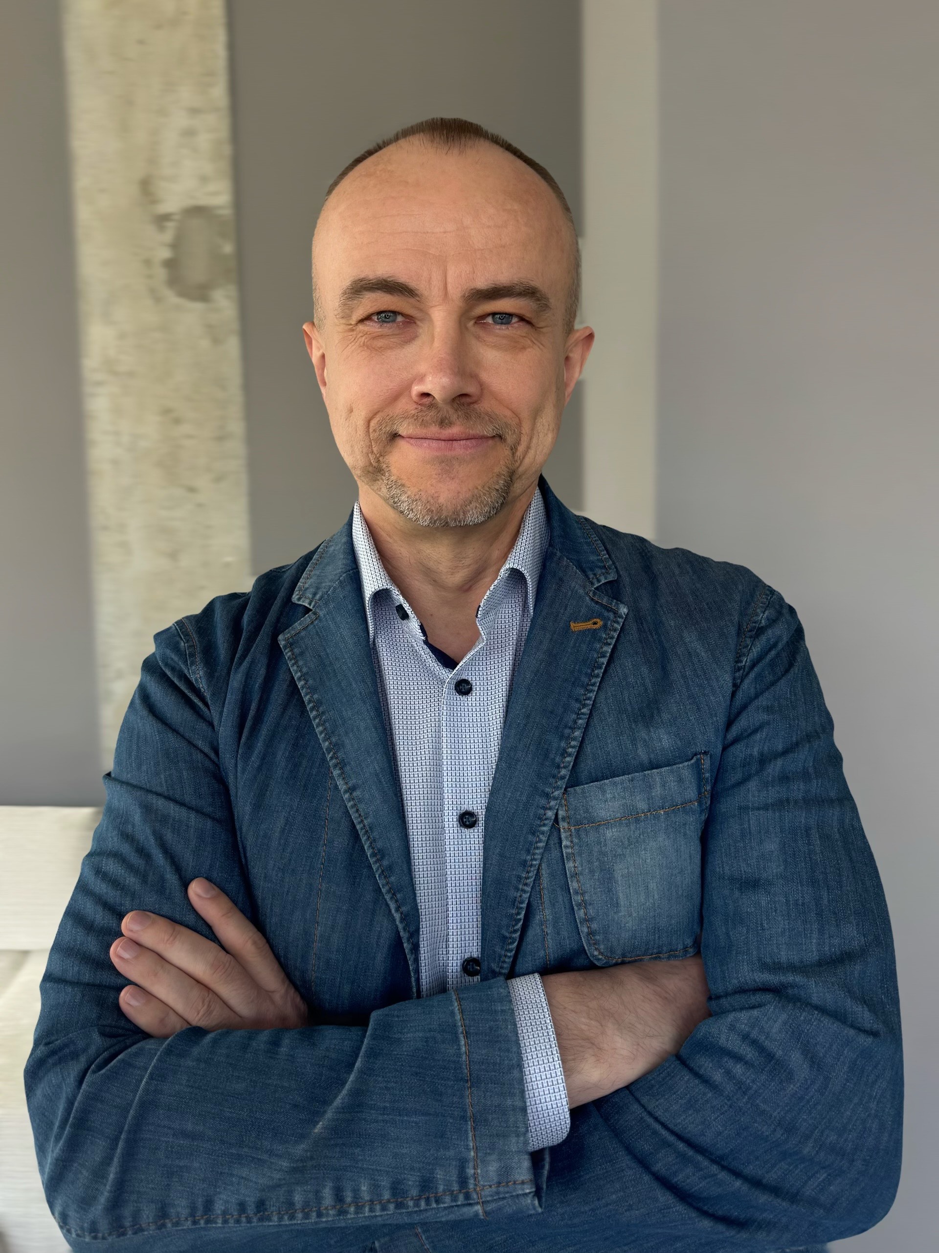 e744aab2-51ff-4aa5-aeb0-d14f4089cd3b